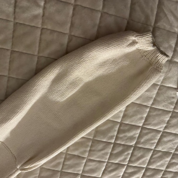 Anthropologie “take me to London “ sweater - Picture 4 of 8